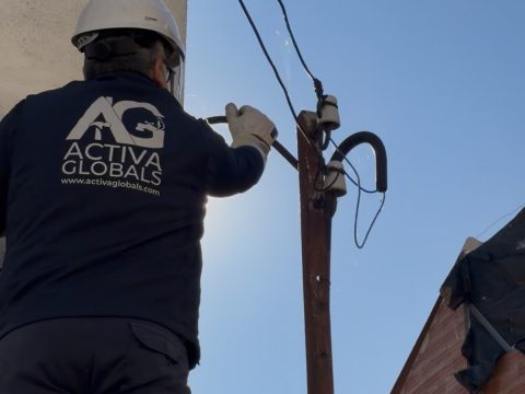 Un electricista autorizado que estuvo en Endesa ahora resuelve lo que otros no aceptan: así trabaja Activa Globals
